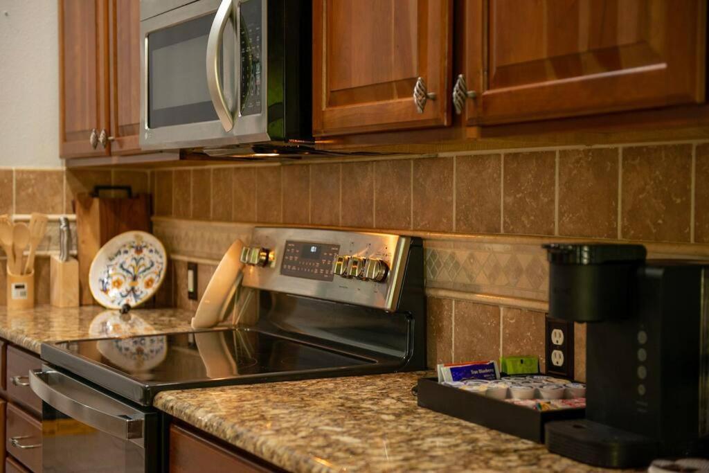 Charming vacation home in Port St Lucie. Port St. Lucie Buitenkant foto
