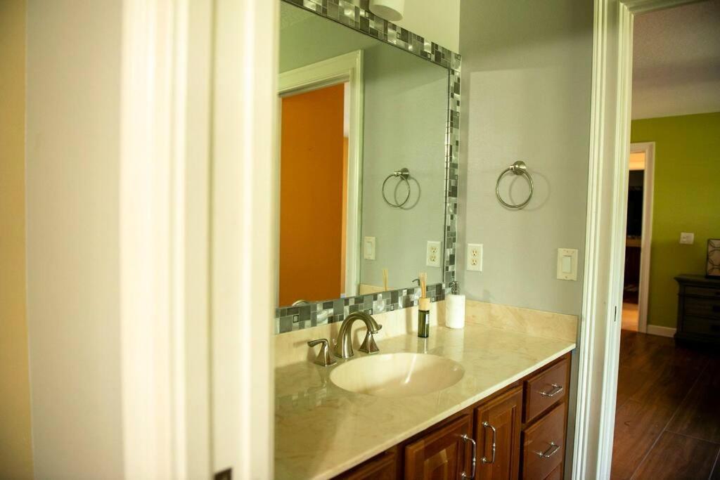 Charming vacation home in Port St Lucie. Port St. Lucie Buitenkant foto