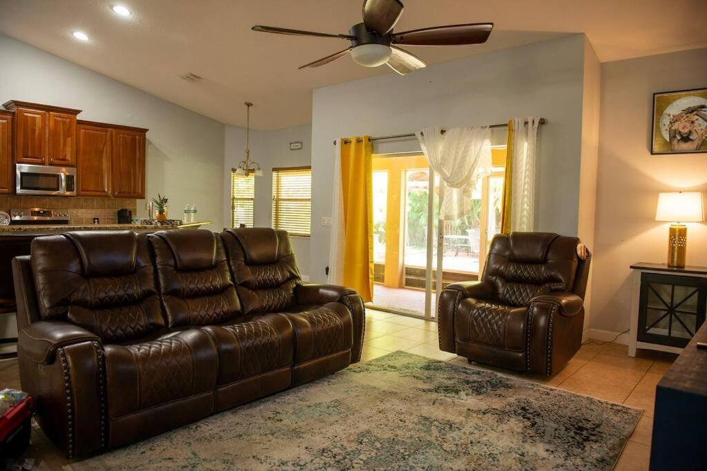 Charming vacation home in Port St Lucie. Port St. Lucie Buitenkant foto